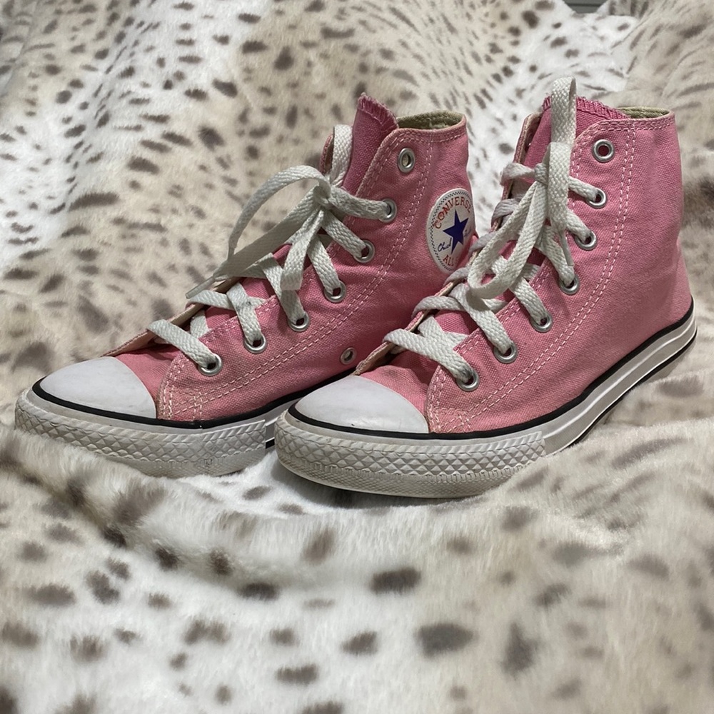 Pink high top converse size youth 3